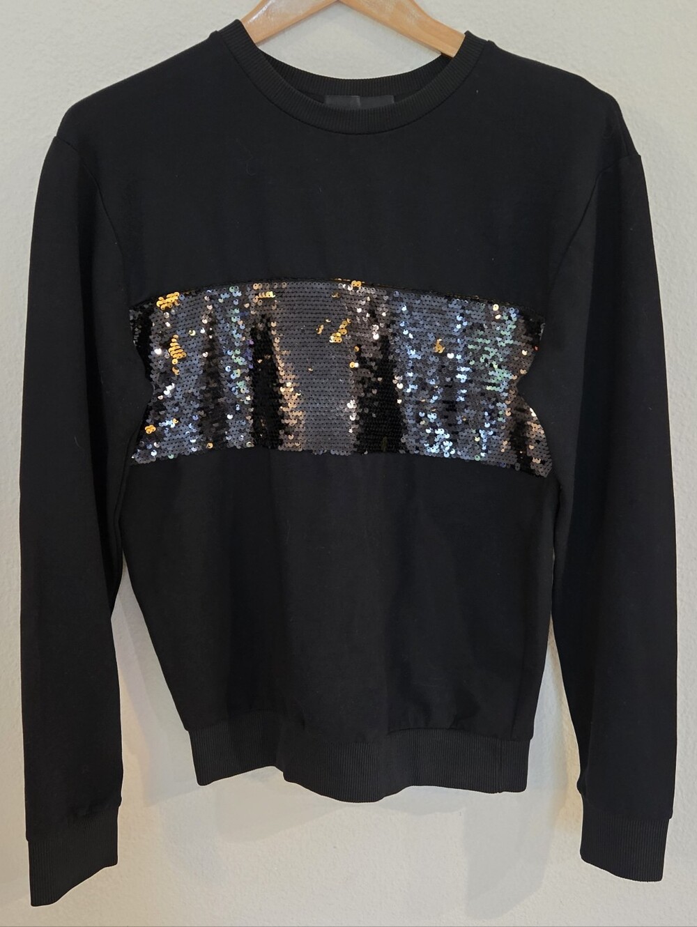 Zara Black Crewneck Long Sleeve Soft Sequin Pullover Sweater